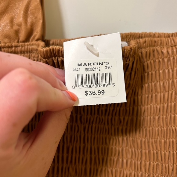 🐆3/$15 NWT TCEC Womens tan Peplum flare out top❤️ - Picture 6 of 6